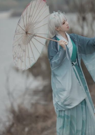 VOCALOID 洛天依 言和 乐正绫 cosplay