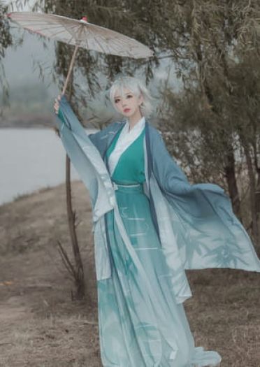 VOCALOID 洛天依 言和 乐正绫 cosplay