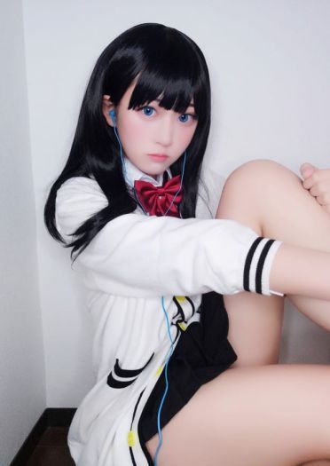 我永远喜欢宝多六花的肉腿～