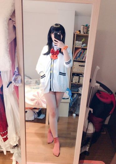 我永远喜欢宝多六花的肉腿～