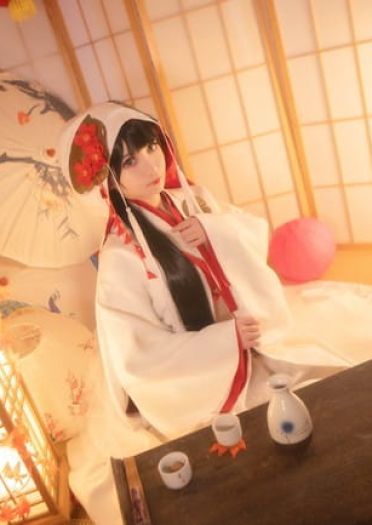 指挥官，来尝尝我的厨艺吧(1)