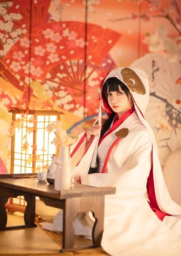 指挥官，来尝尝我的厨艺吧(1)