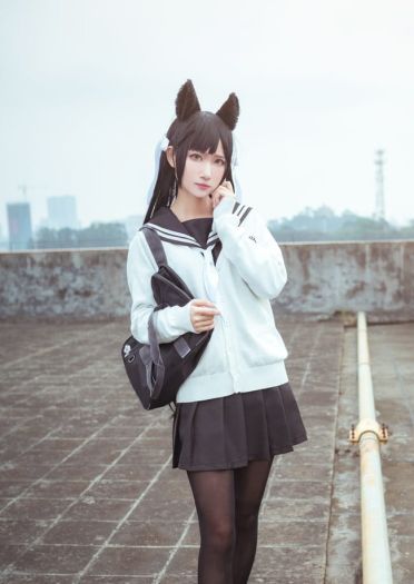 碧蓝航线「学园幻想曲」犬&獒 cosplay图片