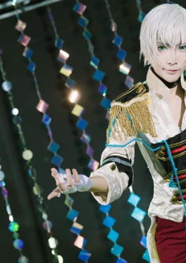 月歌霜月隼 COSPLAYA