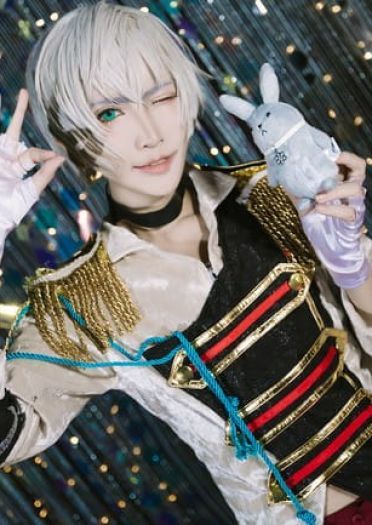 月歌霜月隼 COSPLAYA