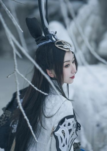 剑网三道姑COSPLAY