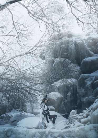 剑网三道姑COSPLAY