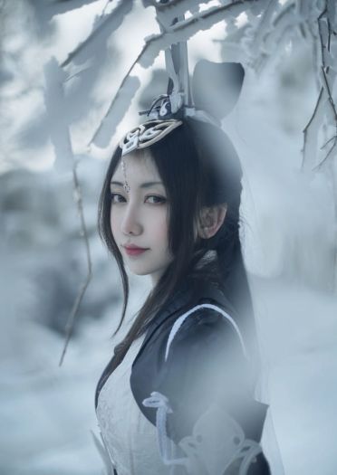 剑网三道姑COSPLAY