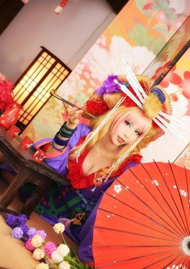 国产cos 柳荚小米演绎和服雪莉露