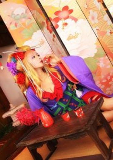 国产cos 柳荚小米演绎和服雪莉露