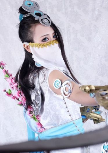 皇宫散件成女喵姐cos 北方有佳人