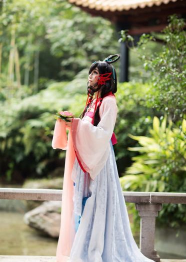 【COS】忆红莲洛天依