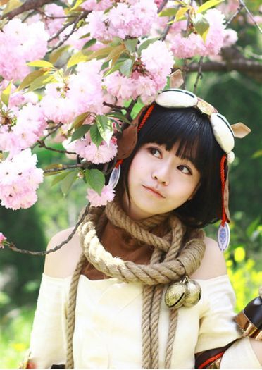 【授权cos】剑网情缘三--超可爱丐萝cos