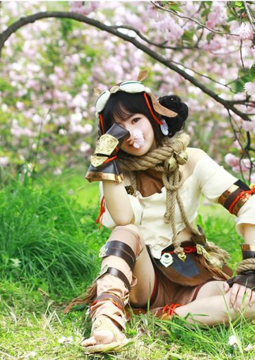 【授权cos】剑网情缘三--超可爱丐萝cos