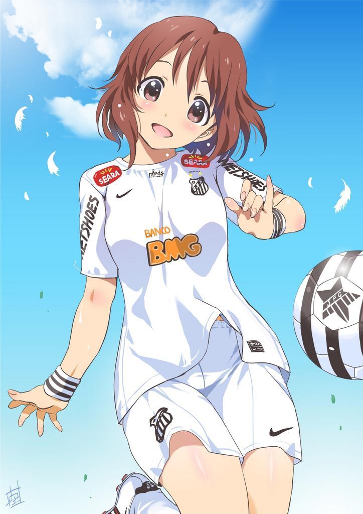 夏季运动会 足球少女上场啦 手机壁纸