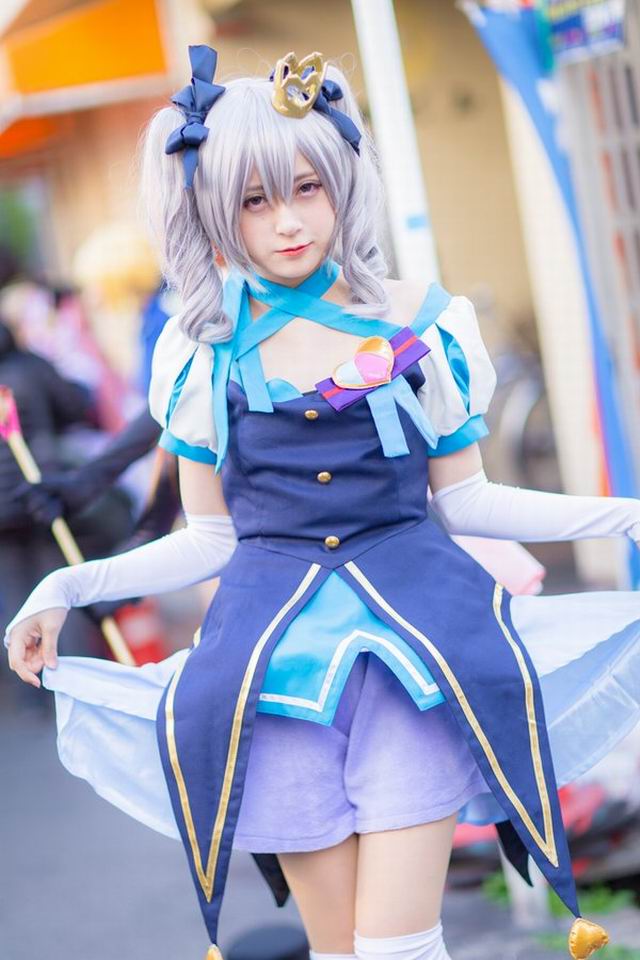 麻耶识coser日本的雪国三无少女lui 夏日清凉福利