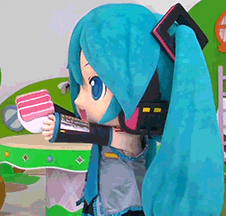 大型人偶初音未来 各种各样神表情包