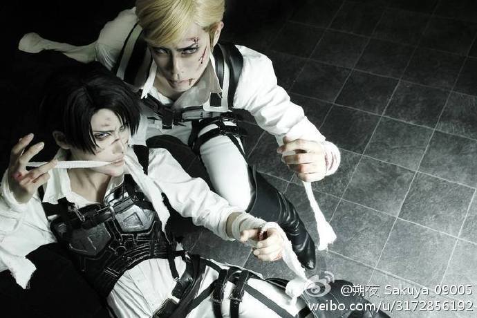 男神般的外表 来自日本的coser朔夜