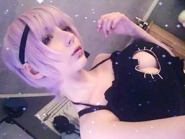 Eclair Marie 美女玩家cos守望先锋走红