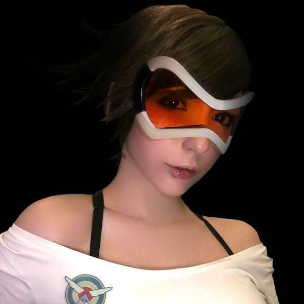 Eclair Marie 美女玩家cos守望先锋走红