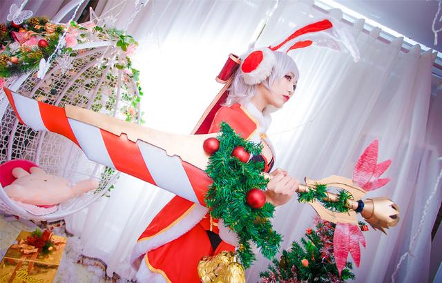 COS正片——英雄联盟之圣诞锐雯：我也要礼物