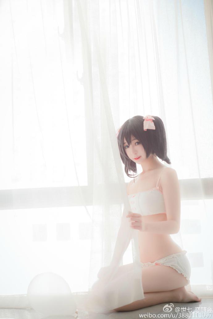 胸部神还原！lovelive失泽妮可内衣同人cos