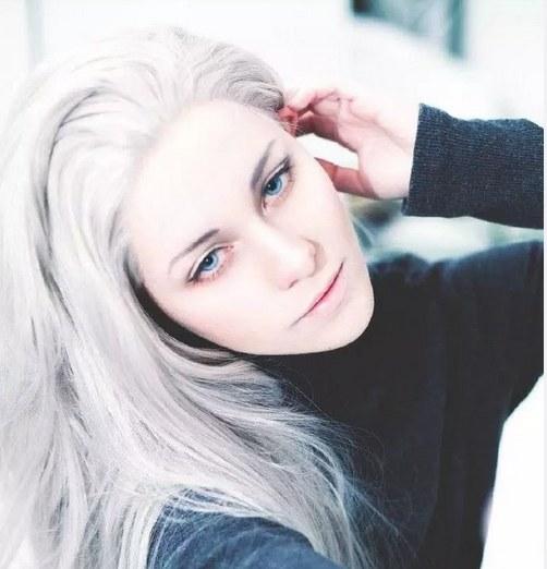 又是种族优势！冰上的尤里 维克托的COS