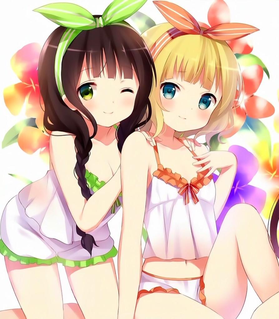 一群萌萌哒的小萝莉正向你靠近！