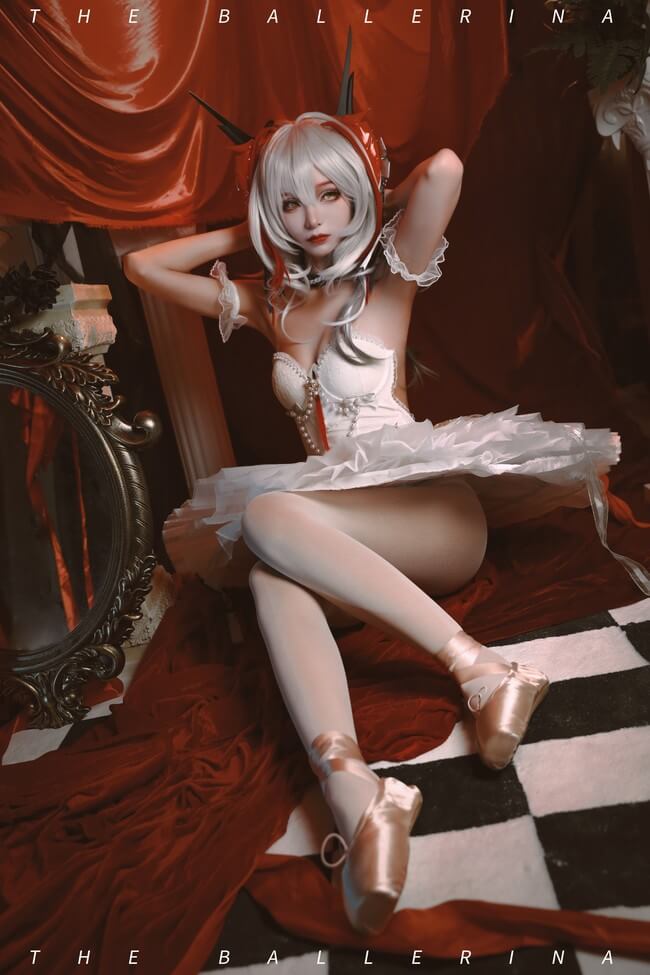 明日方舟伊内丝芭蕾cosplay