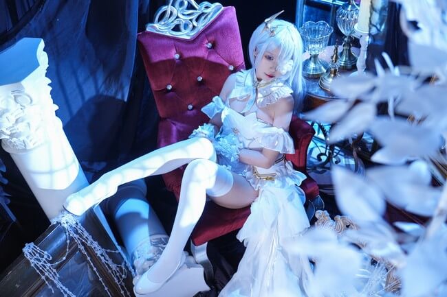 碧蓝航线埃姆登cosplay白丝正片