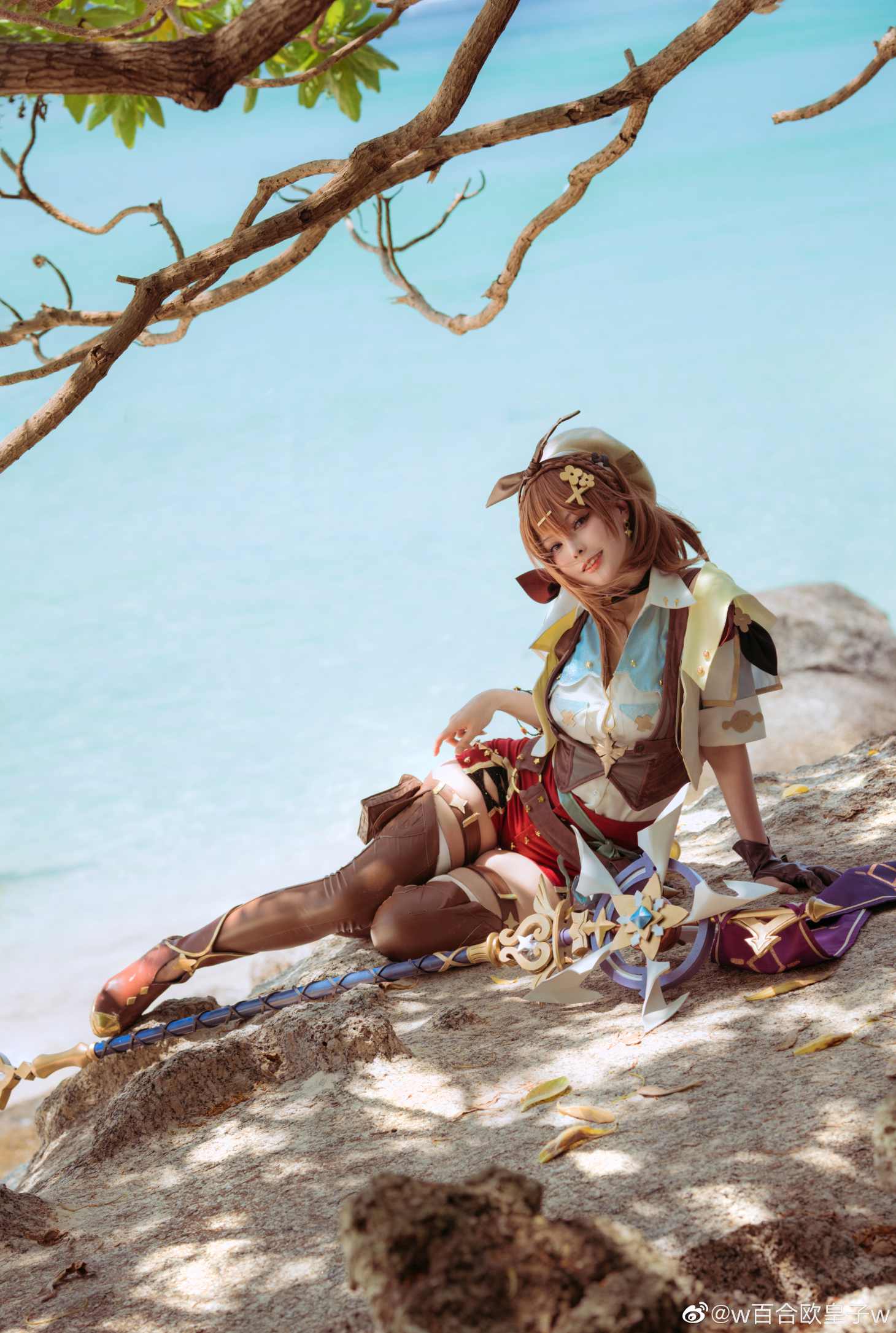 莱莎的炼金工房cos 女主莱莎