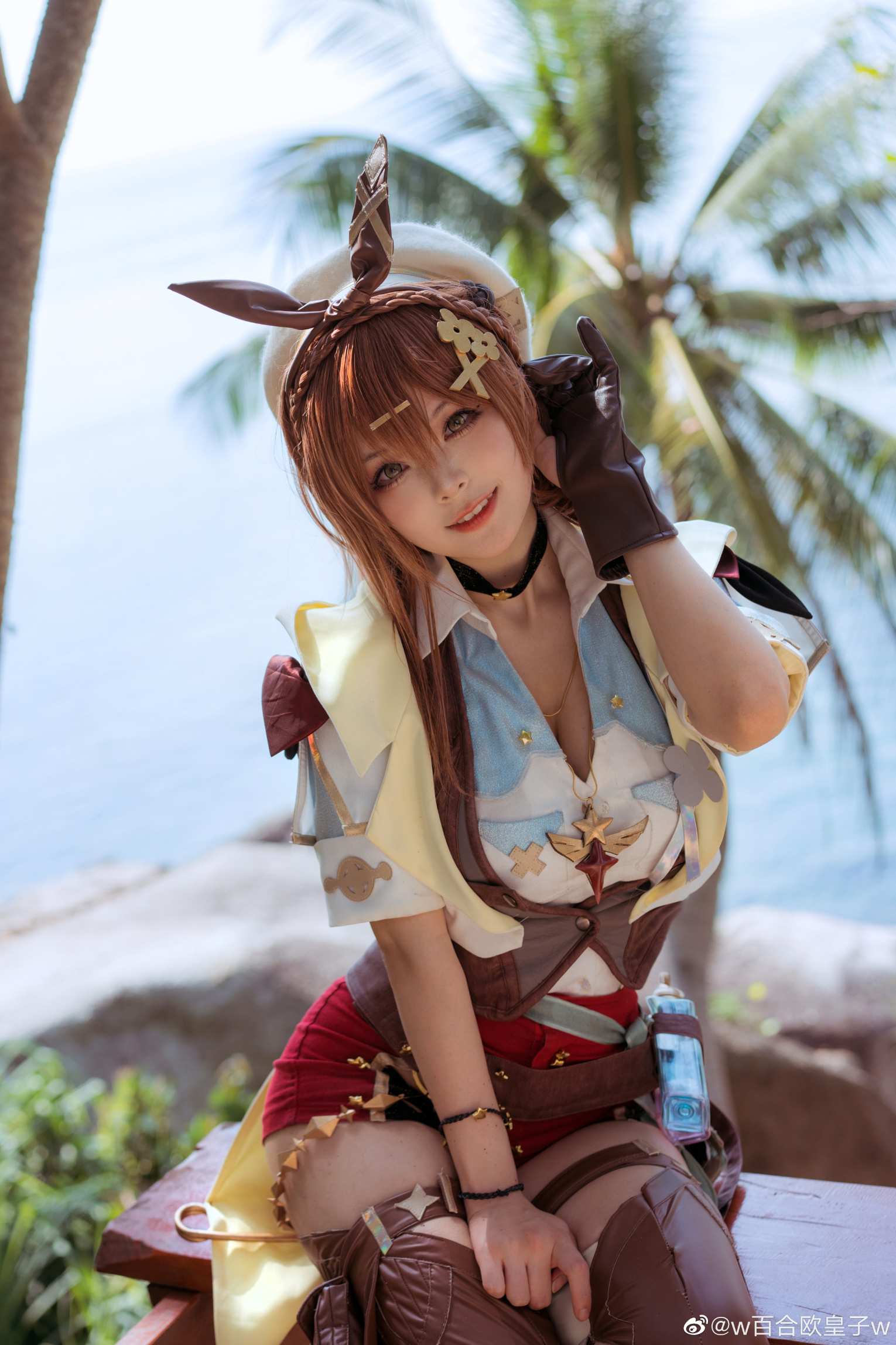 莱莎的炼金工房cos 女主莱莎