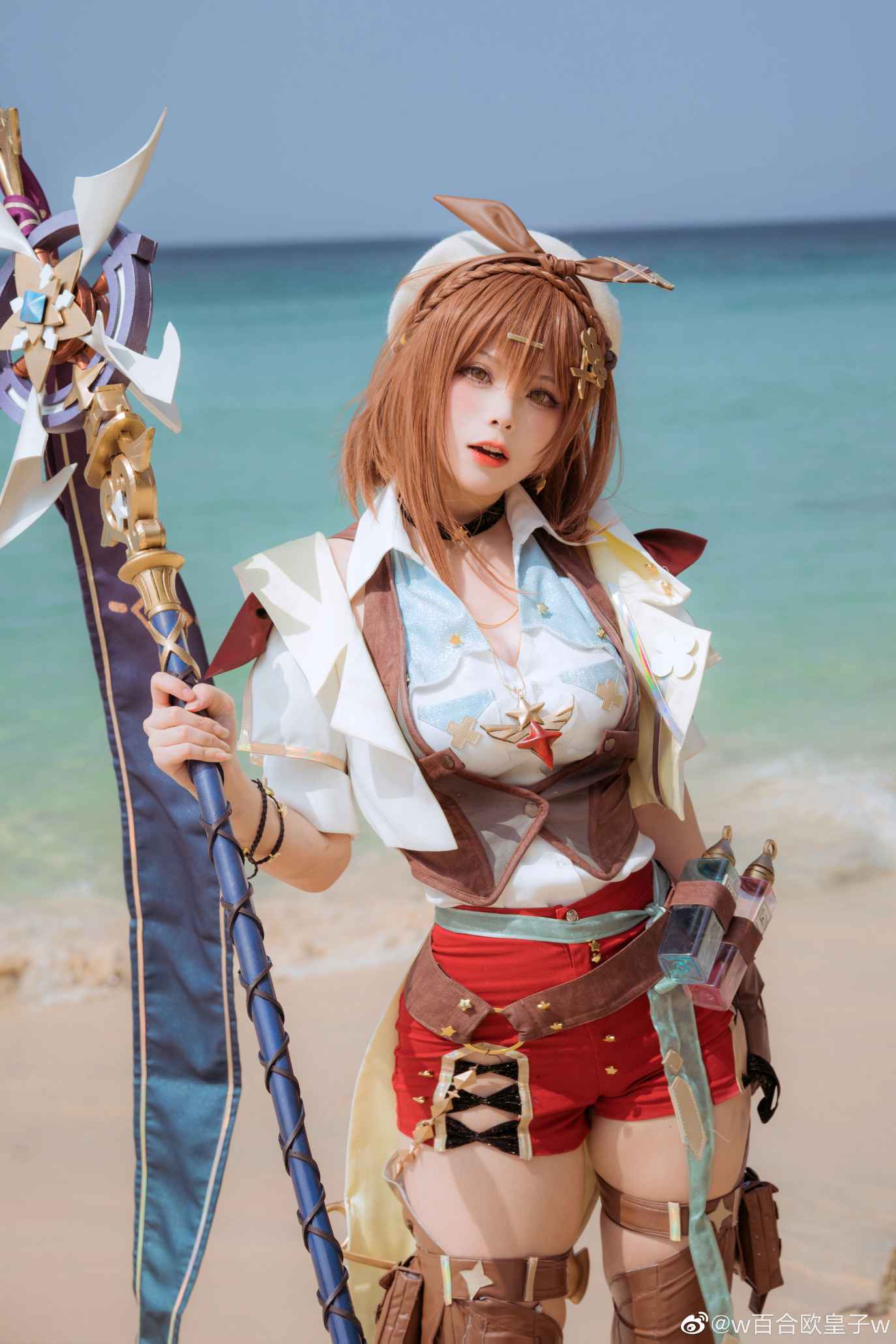 莱莎的炼金工房cos 女主莱莎