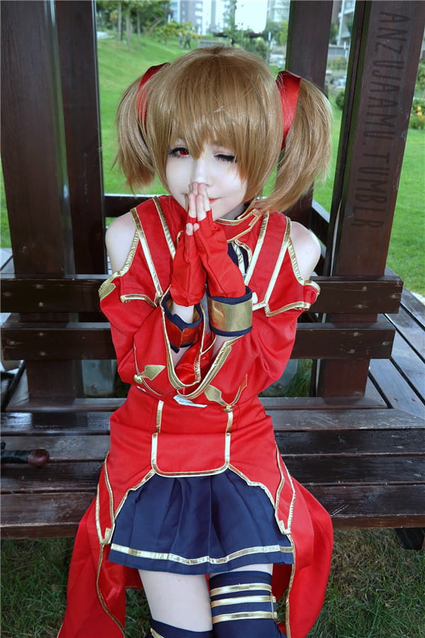 土耳其合法萝莉coser 萝莉般的身材和颜值