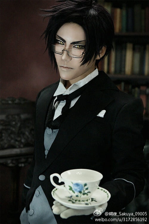 男神般的外表 来自日本的coser朔夜