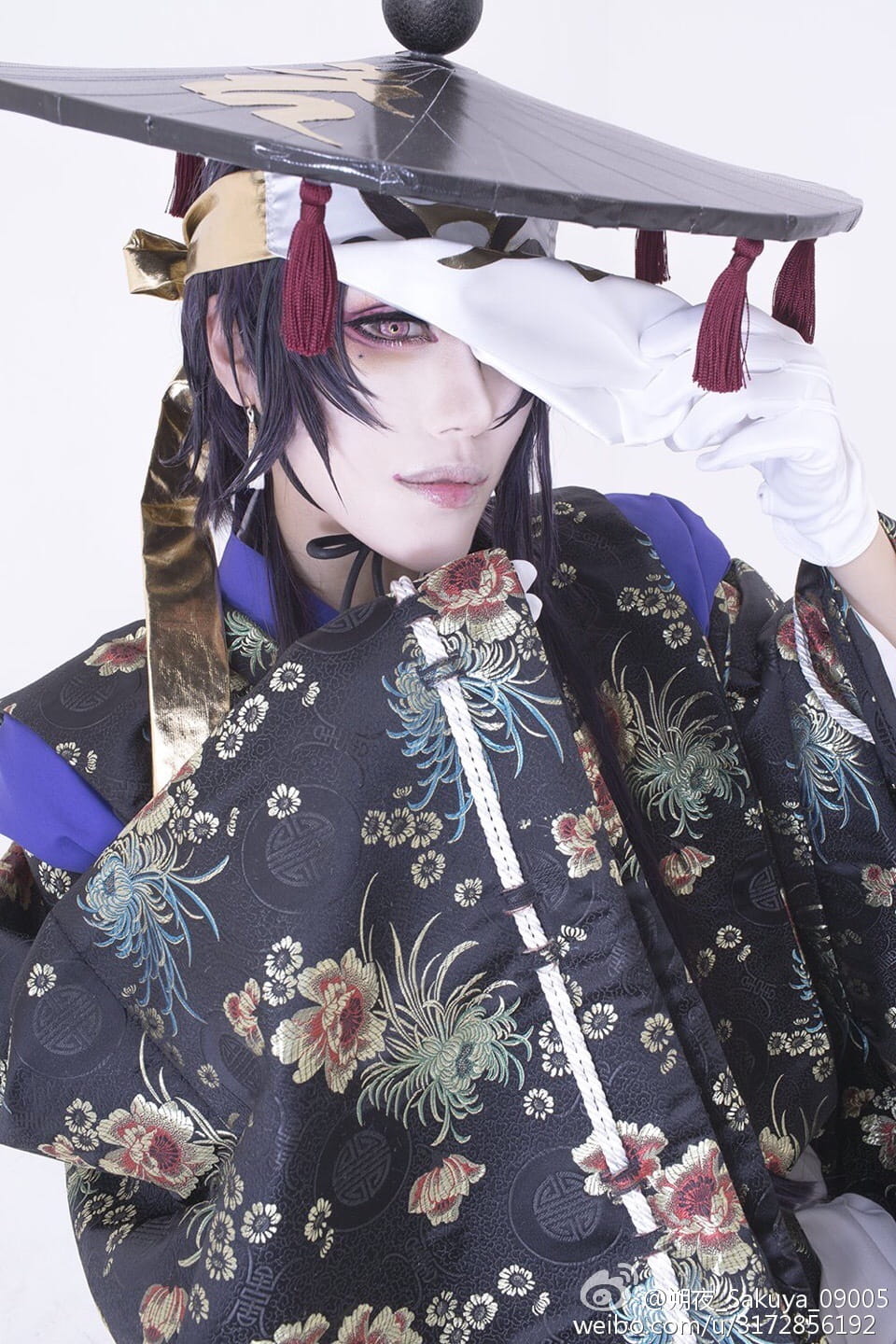 男神般的外表 来自日本的coser朔夜