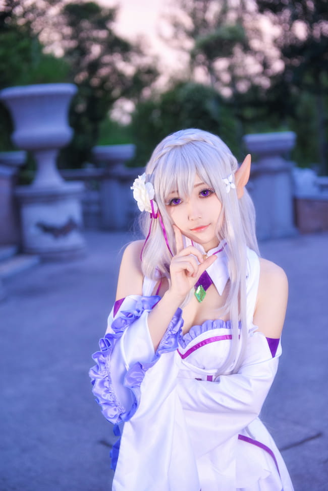 《Re：》cos 捕获一只艾米莉娅炭