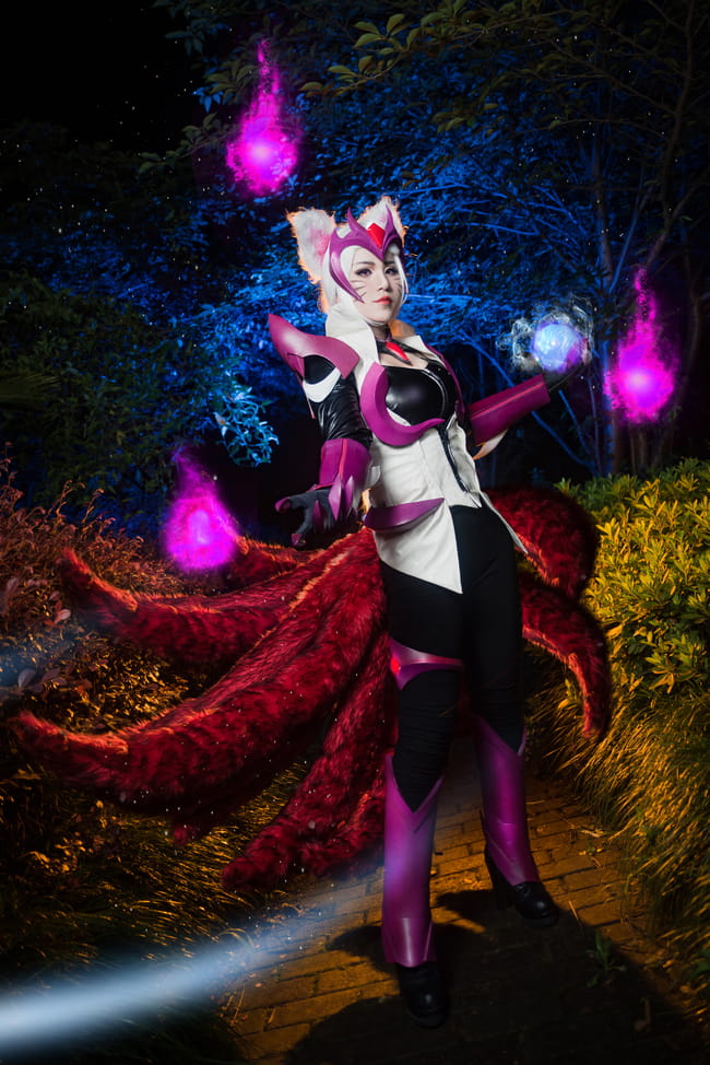 英雄联盟 勇者阿狸cos 我们来找点真正乐子吧~