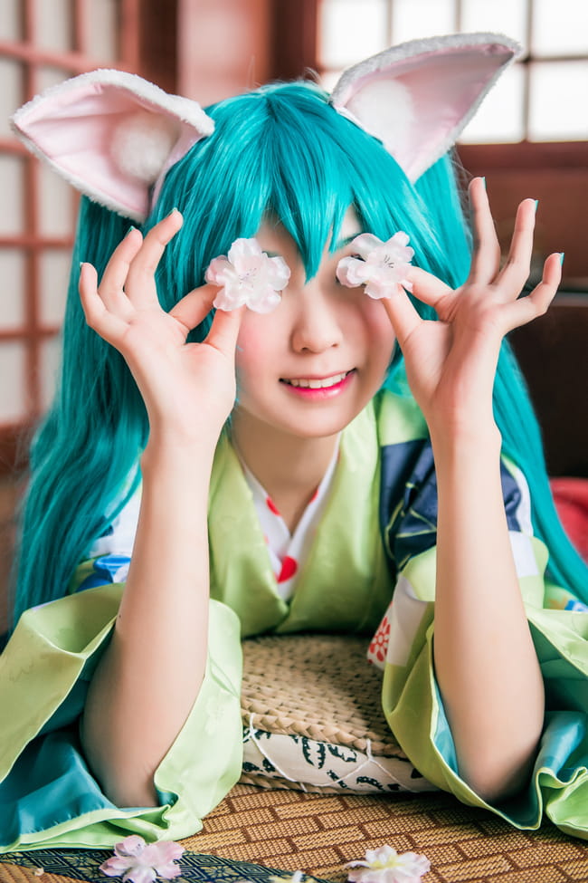 初音未来 动物学院cos 一只懒散的猫咪
