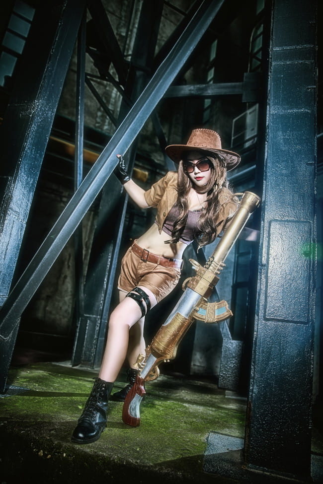 【授权】英雄联盟 凯特琳 古墓丽影皮肤COS