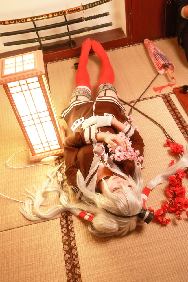 【授权】舰娘天津风COS 和连装炮君一起玩耍吧