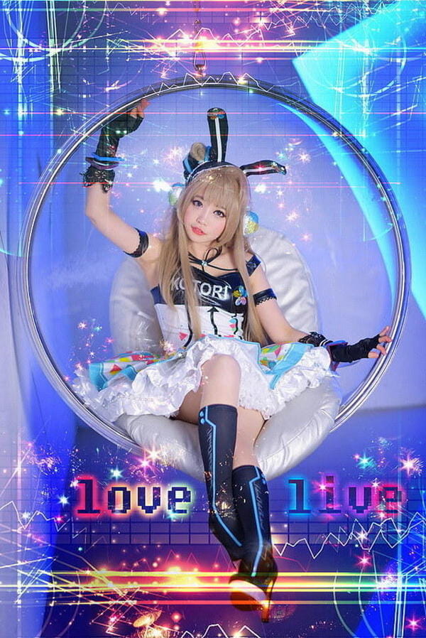 兔耳搭配蓬蓬裙 螺旋猫萌妹COS南小鸟