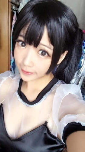 原来是深藏不露啊！ 软萌coser晒泳装写真