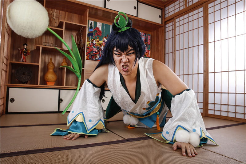 让爸爸来奶一口吧！草爹在家的日常 莹草cosplay