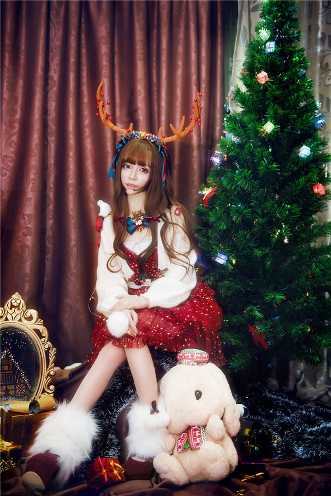 你见过这么可爱的驯鹿吗？圣诞快乐！