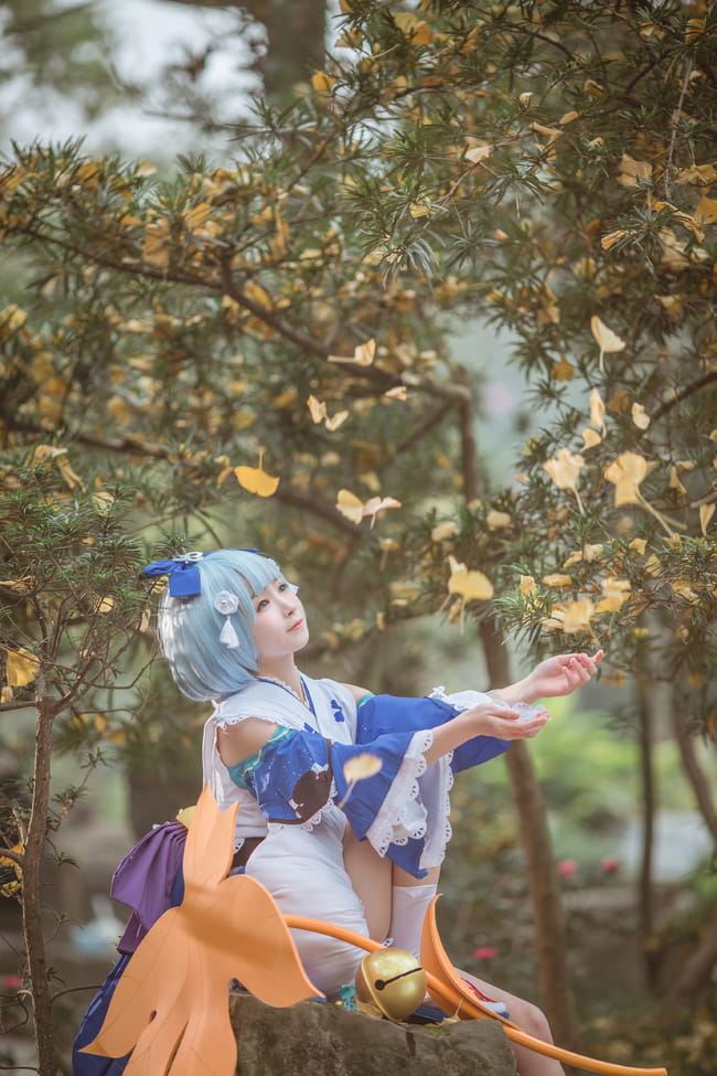 网易手游阴阳师 莹草丹枫秋意 cosplay(1)