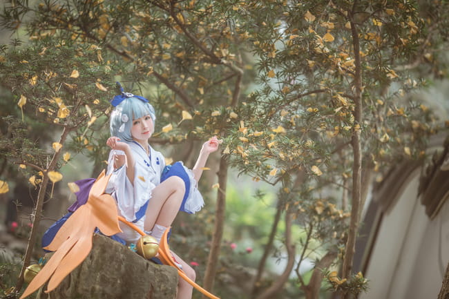 网易手游阴阳师 莹草丹枫秋意 cosplay(1)
