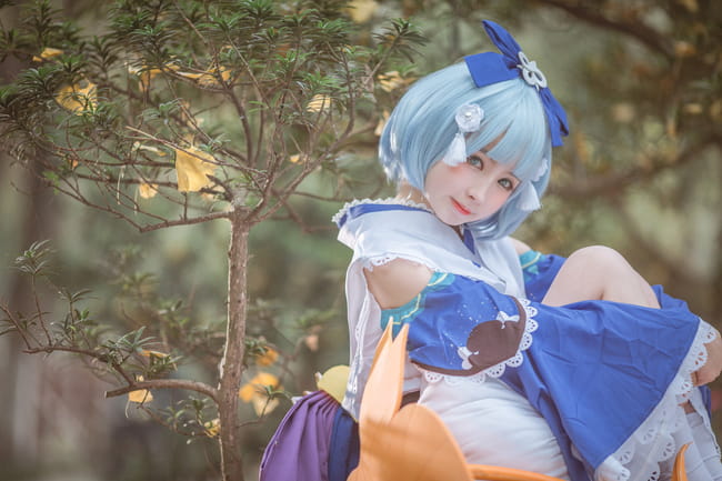 网易手游阴阳师 莹草丹枫秋意 cosplay(1)