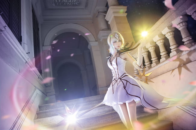 英雄联盟 大元素使拉克丝 cosplay(1)