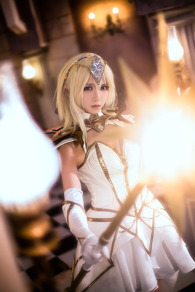 光辉女郎拉克丝 终极皮肤光元素使COS